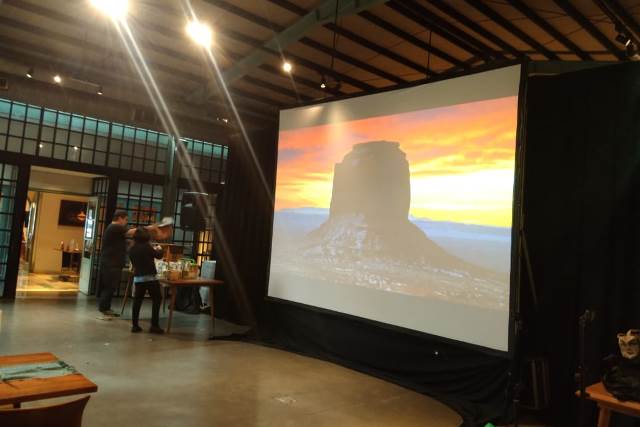 sewa proyektor jakarta